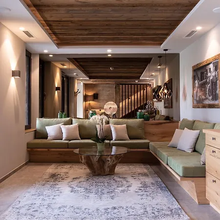 Streklhof Hotel 4*